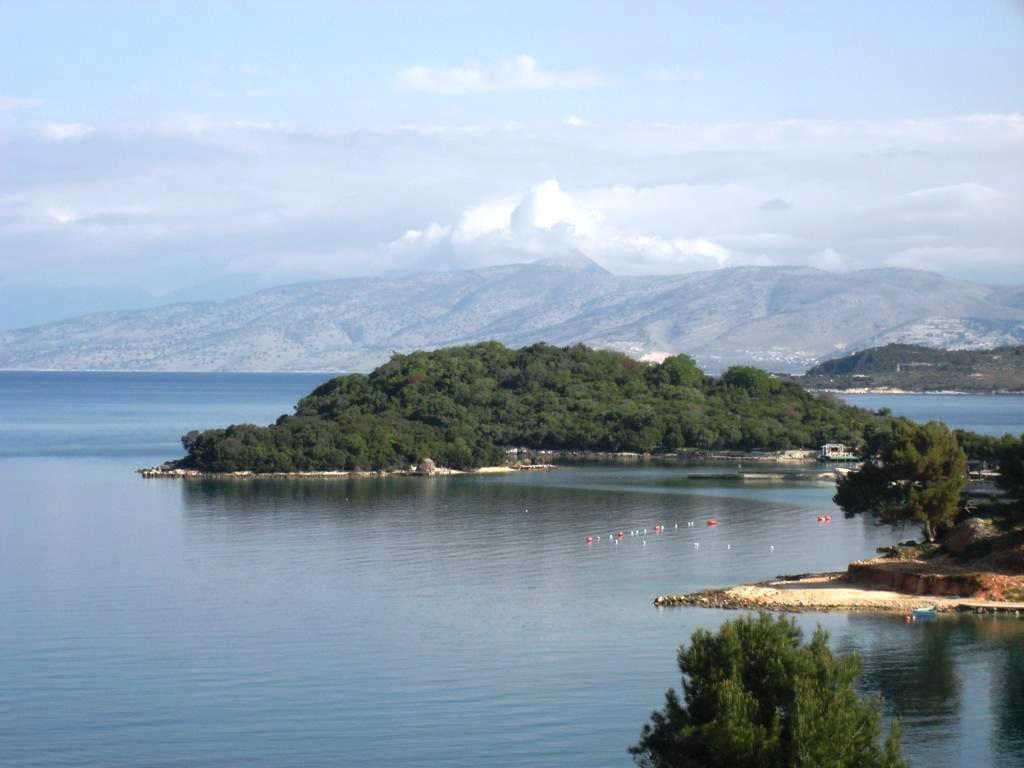 Meta Ksamil